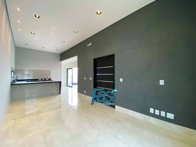 #125 - Casa para Venda em Cuiabá - MT - 3