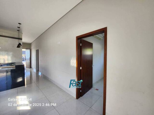 Casa para Venda em Cuiabá - 4
