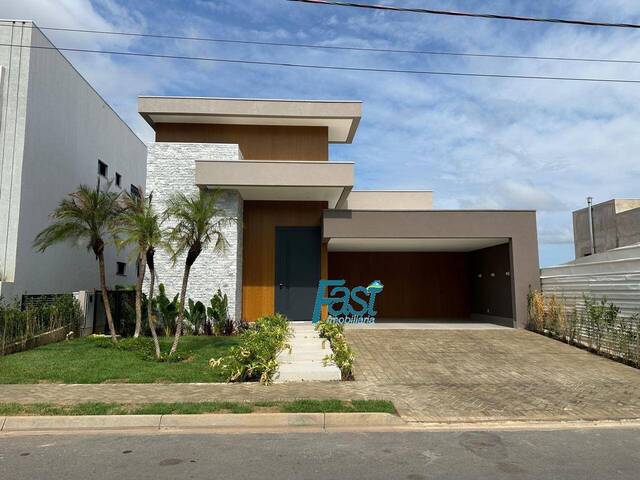 #130 - Sobrado para Venda em Cuiabá - MT - 1