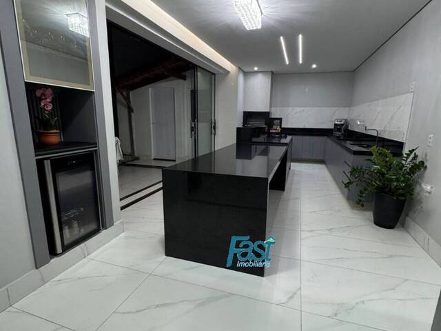 Casa em condomínio para Venda em Cuiabá - 4
