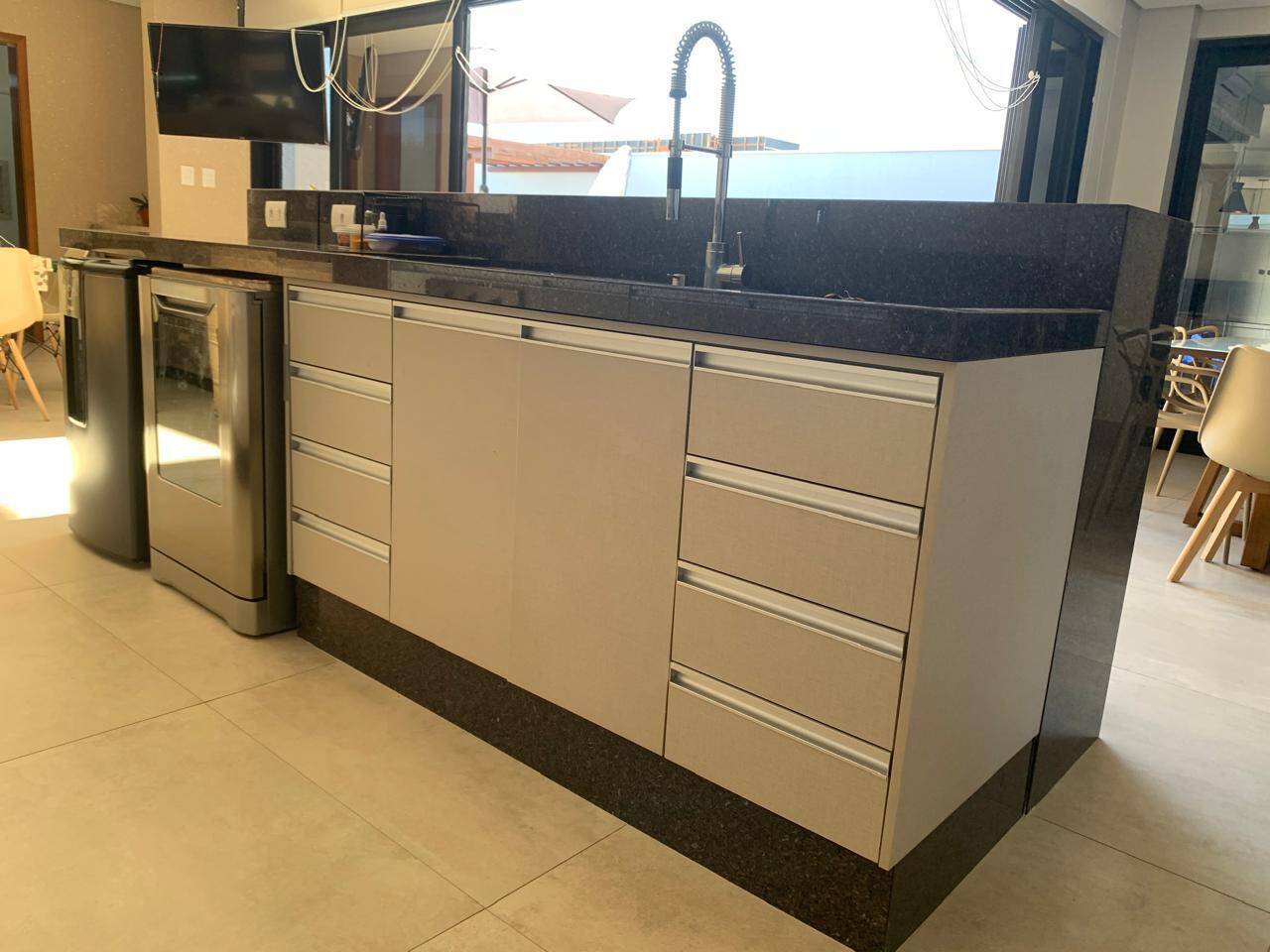 Casa à venda com 3 quartos, 317m² - Foto 8
