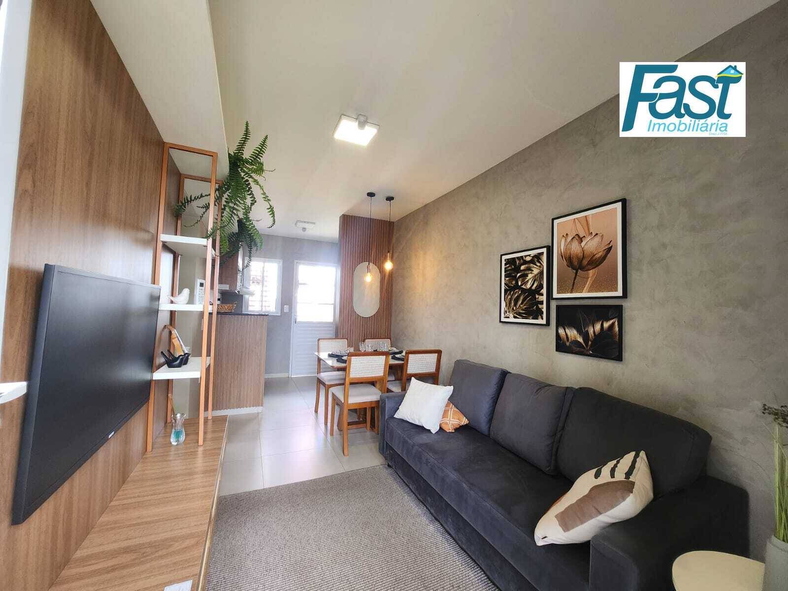 Casa à venda com 2 quartos, 47m² - Foto 1