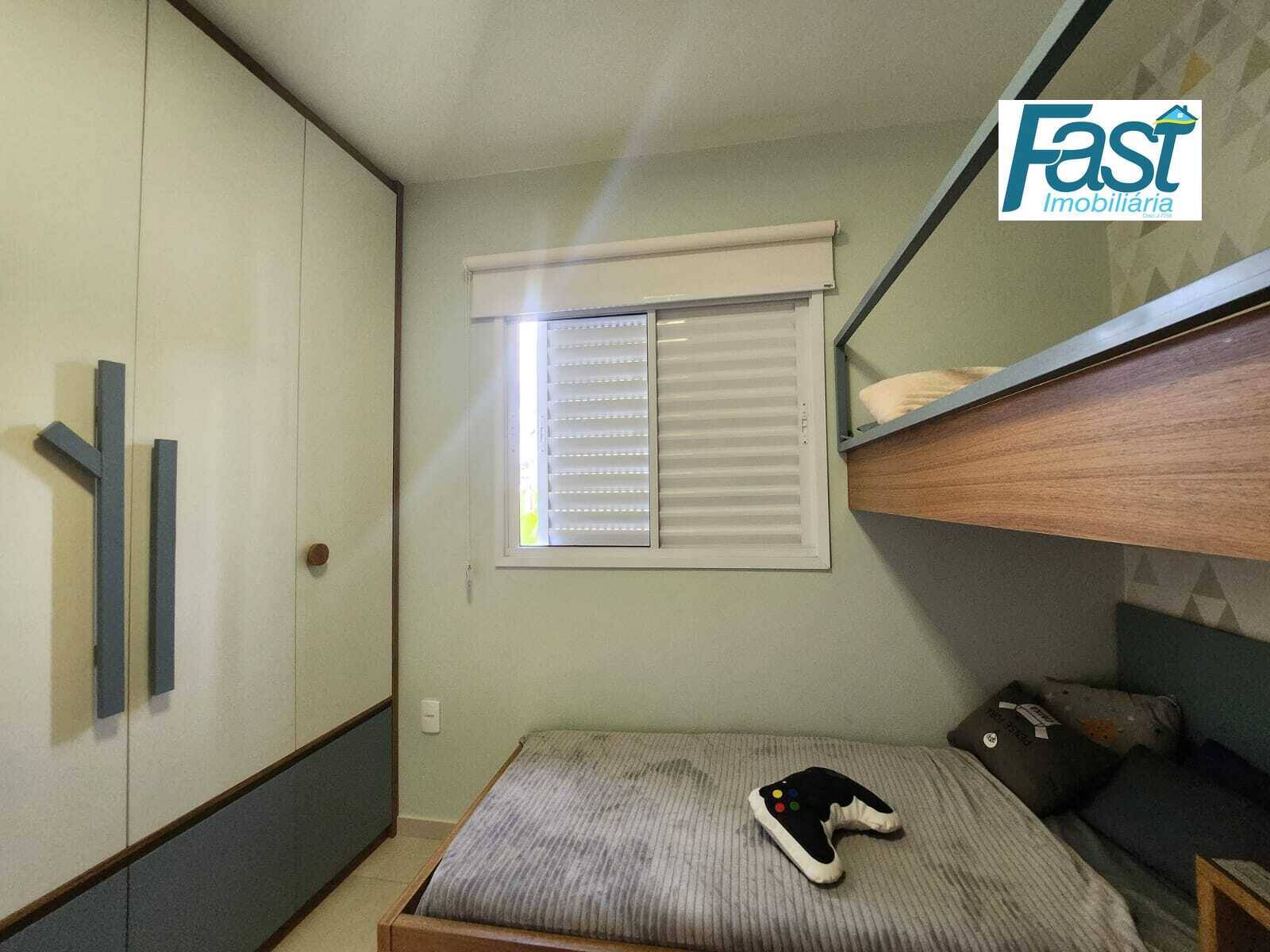 Casa à venda com 2 quartos, 47m² - Foto 12