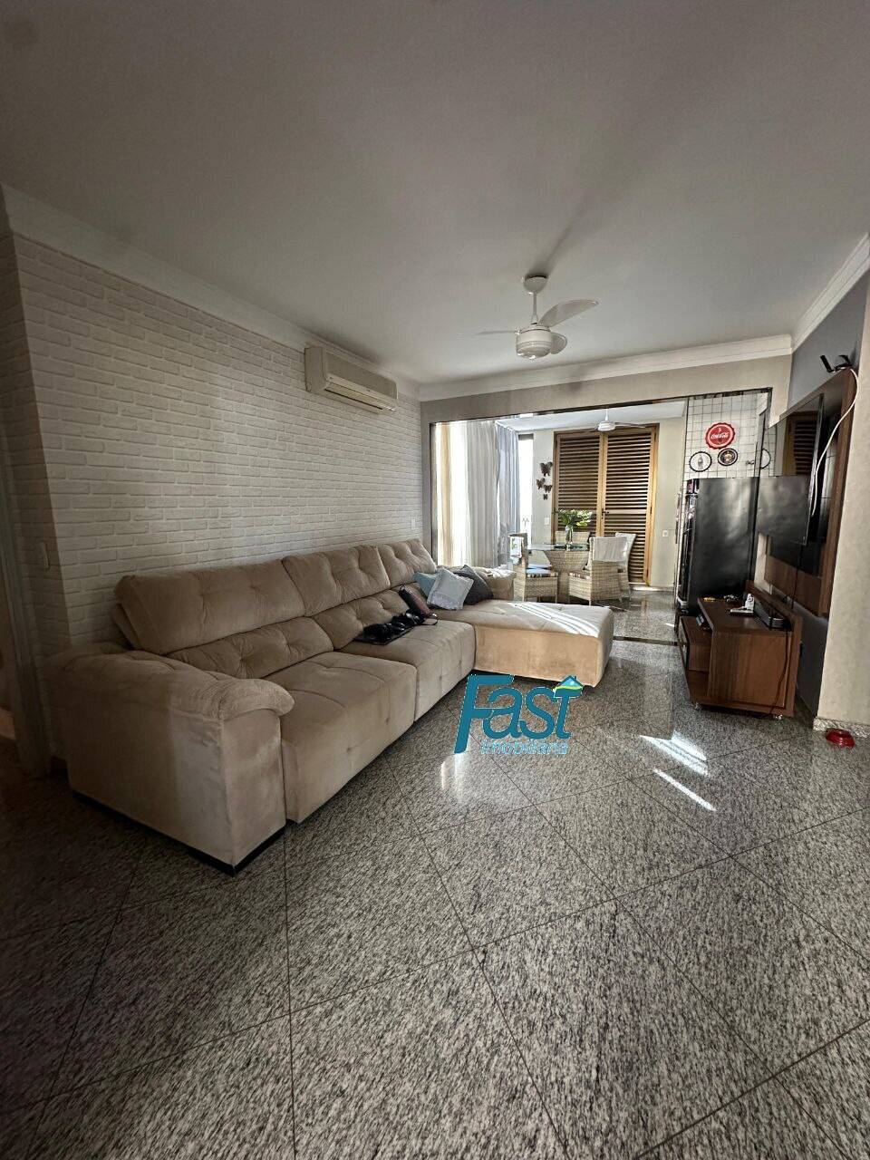 Apartamento à venda com 33 quartos, 254m² - Foto 1