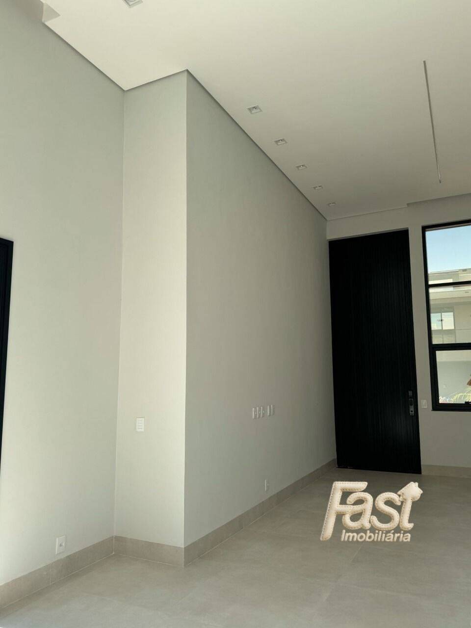 Casa à venda com 3 quartos, 300m² - Foto 7