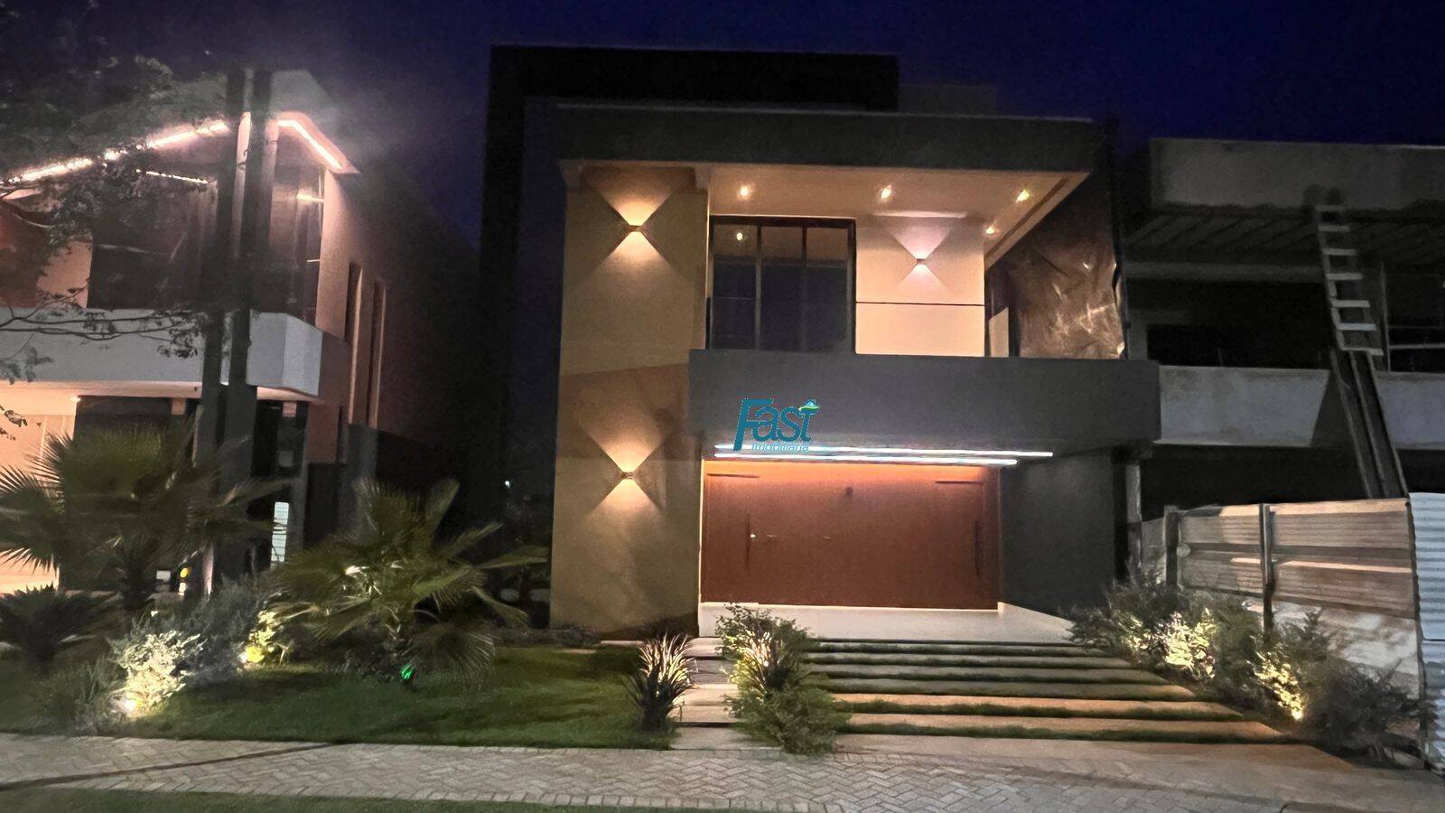Casa de Condomínio à venda, 306m² - Foto 4